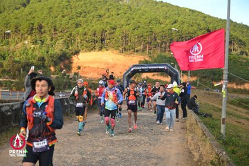 Ảnh sự kiện PRENN TRAIL SUMMIT 2025 - 9b1712c12463ba3477d0be990dedc51b.jpg