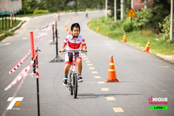 Ảnh sự kiện VIETNAM TRIFACTOR 2026 - 0800a1e03f85f1fa7e52435967e2a873.jpg