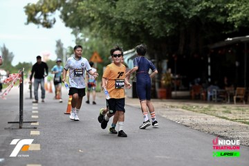Ảnh sự kiện VIETNAM TRIFACTOR 2026 - 08859e99cacd159d1b7c27235009c89a.jpg