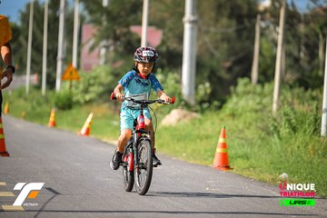 Ảnh sự kiện VIETNAM TRIFACTOR 2026 - 269106b4f90bf5f80a4fd04ed862ad08.jpg