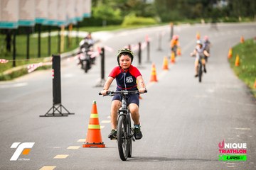 Ảnh sự kiện VIETNAM TRIFACTOR 2026 - 8199f23f5b5596a3acfb828054c48d6a.jpg