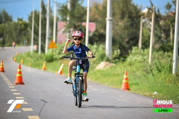 Ảnh sự kiện VIETNAM TRIFACTOR 2026 - baa01e10faec97b5dbcadd175beee27b.jpg