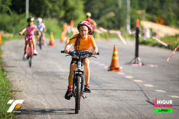 Ảnh sự kiện VIETNAM TRIFACTOR 2026 - cfdfda39b57ea71f6c6c2145ebbed88b.jpg
