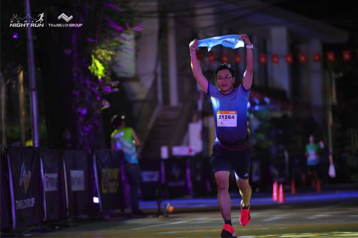 HCMCity Night Run - Ảnh #8990