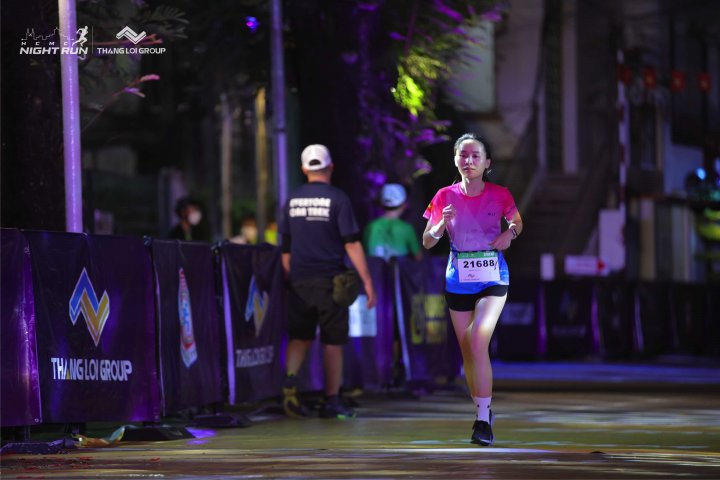 HCMCity Night Run - Ảnh #9393