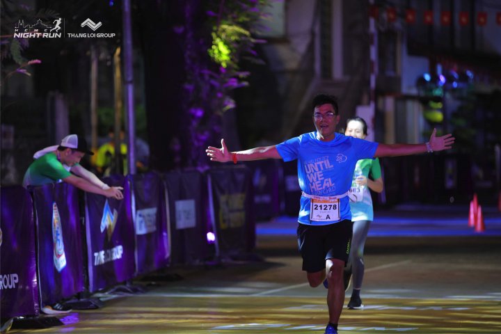 HCMCity Night Run - Ảnh #9077