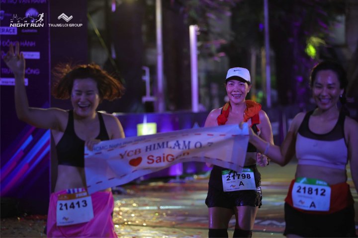 HCMCity Night Run - Ảnh #8461