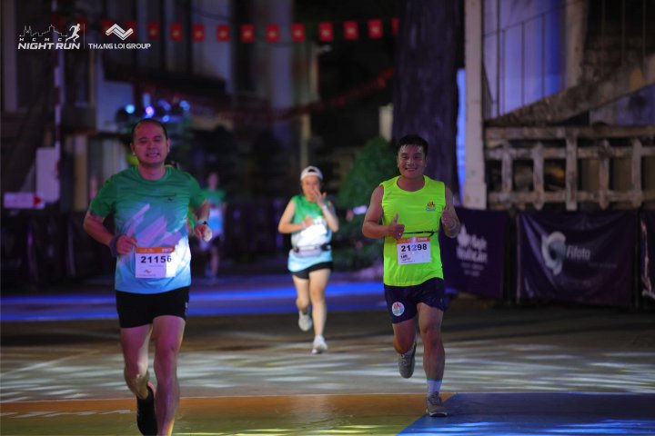HCMCity Night Run - Ảnh #9119