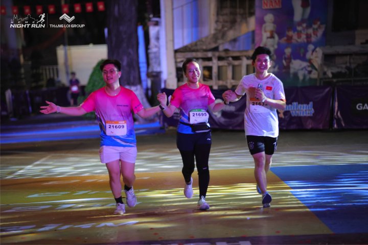 HCMCity Night Run - Ảnh #9430