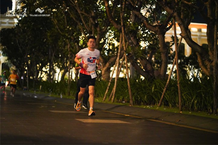 HCMCity Night Run - Ảnh #8786