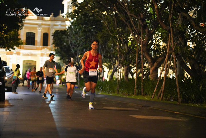 HCMCity Night Run - Ảnh #9038