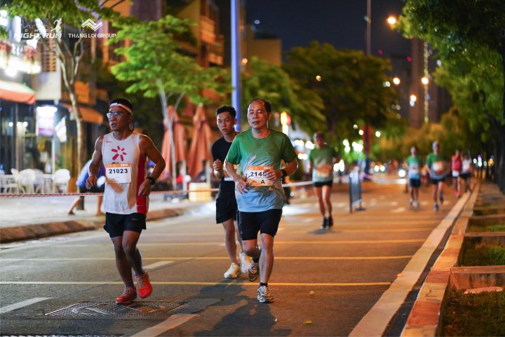 HCMCity Night Run - Ảnh #8057