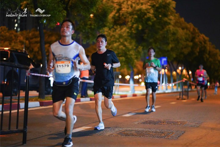HCMCity Night Run - Ảnh #8688