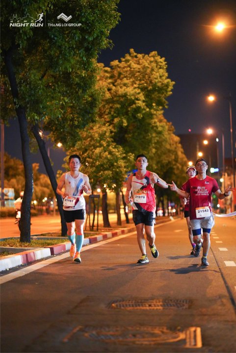 HCMCity Night Run - Ảnh #8423