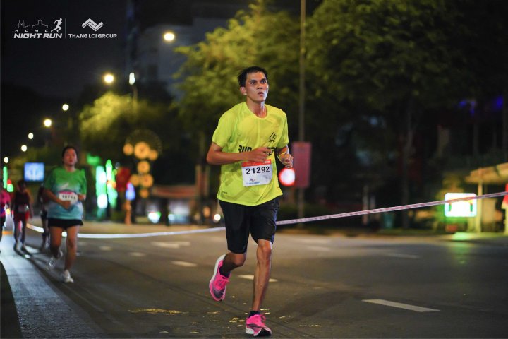 HCMCity Night Run - Ảnh #9206